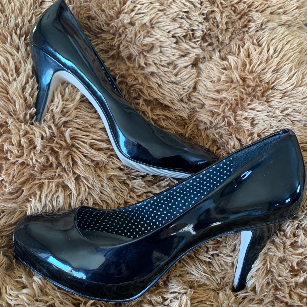 High heals- SASSY!